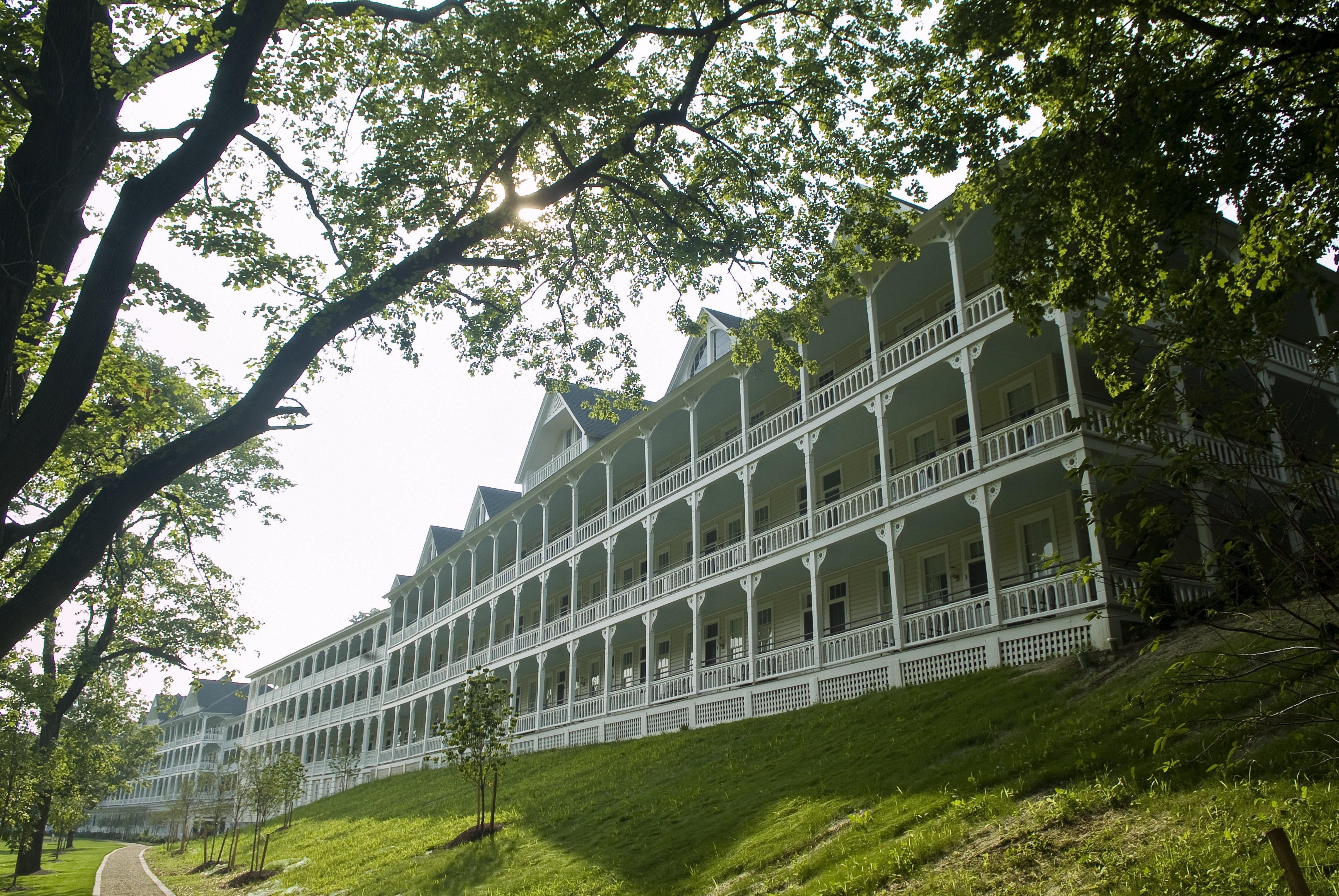Omni Bedford Springs Resort Exteriör bild